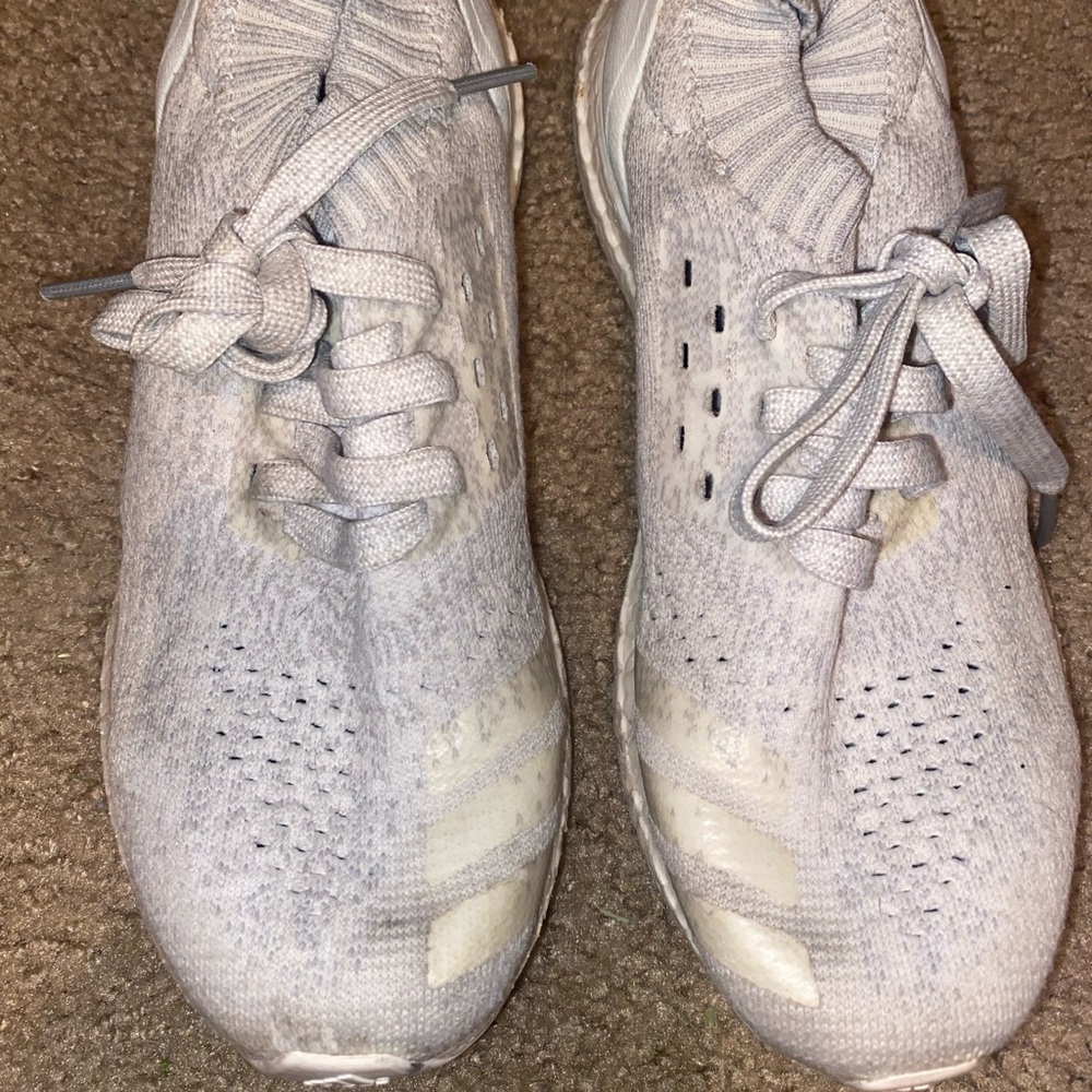 White Adidas Ultra boost